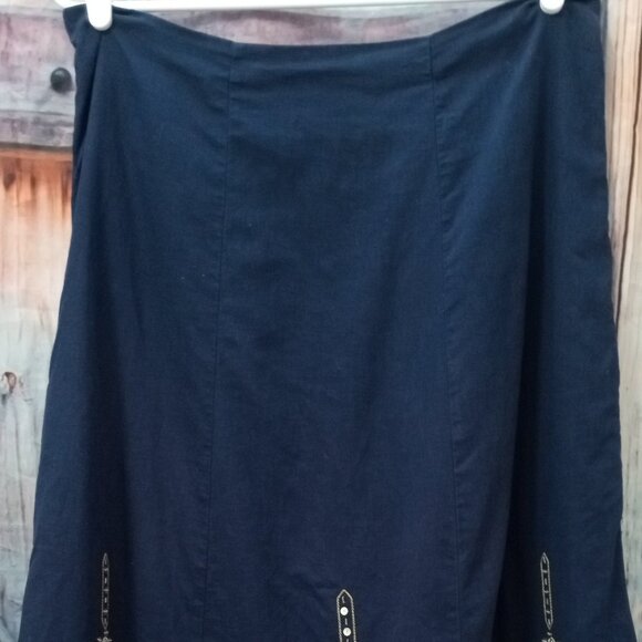 Classics Elements L/G 14-16 Embroidered Beaded Skirt 34" Long - Picture 6 of 10